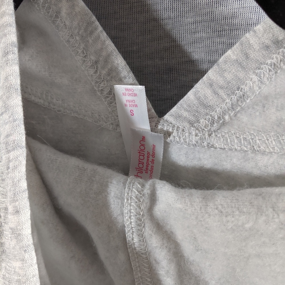 Xhilaration Cozy Hooded Sleep Sweatshirt - Picture 4 of 5